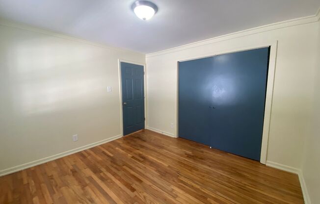 2 beds, 1 bath, $1,150, Unit 523