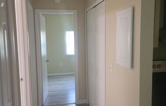 2 beds, 1 bath, $1,080