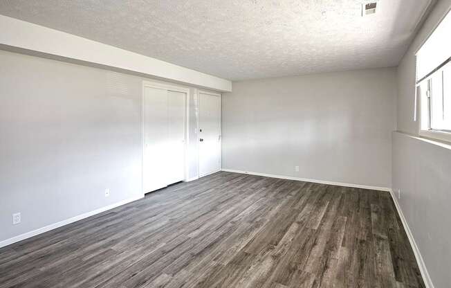 Renovated apartment homes at Old Mill in Omaha, NE