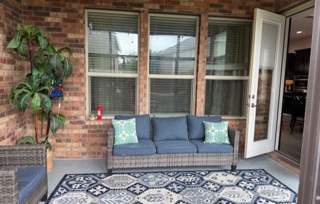 Single Story -4 Bed/2.5 Bath Plus Study in Pearson Place!