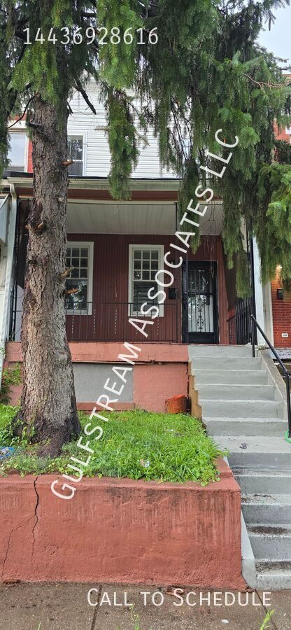 2704 PRESBURY ST
