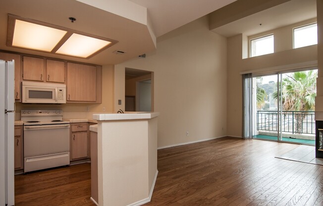 Spacious 2 Bed / 2 Bath Condo + Loft  in Mission Valley