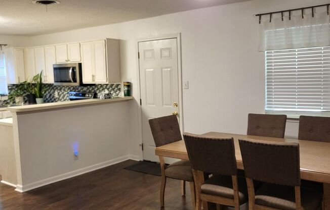 1016 Mary Dr. Hurst, TX 76053