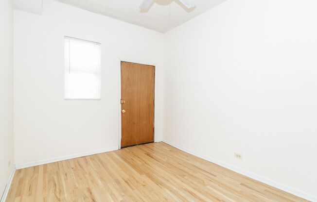 2 beds, 1.5 baths, 1,140 sqft, $4,200, Unit 2521-B3