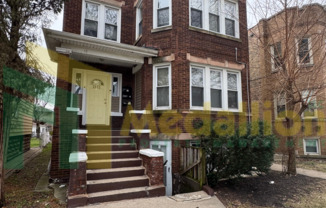 NE SRP 5515 W Hirsch St