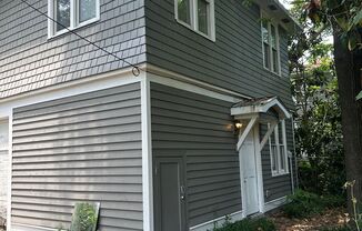 1704 Chestnut Street - Carriage House