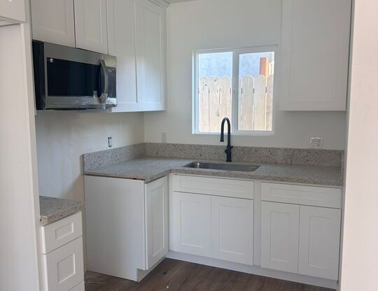 1 bed, 1 bath, $2,450