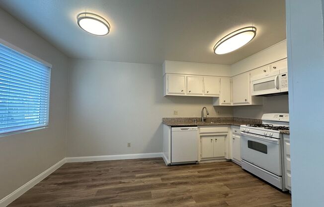 Courtyard Apartments