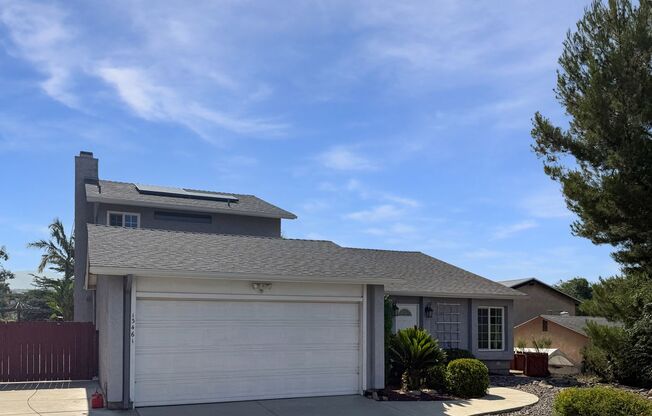 Stunning 4B/2.5Ba House w/ Two Fireplaces, Large Yard, and Attached Garage!