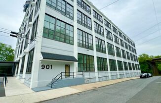 3 beds, 2 baths, 1,292 sqft, $2,045, Unit Unit 315 (Loft)