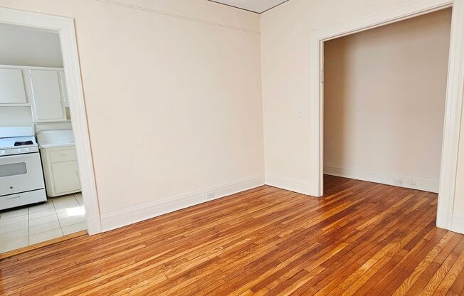 1 bed, 1 bath, 550 sqft, $1,500, Unit 311