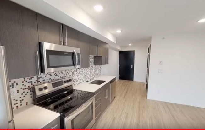 Studio, 1 bath, 272 sqft, $1,290, Unit 411