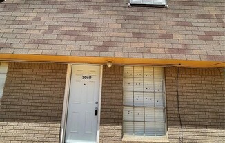 306 E MITCHELL ST