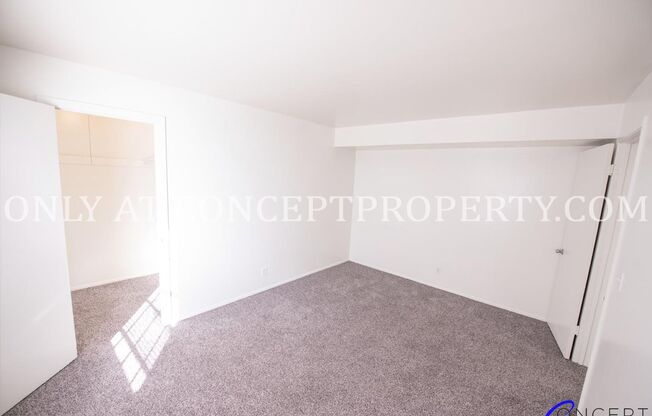 2 beds, 1 bath, 920 sqft, $1,299, Unit 30