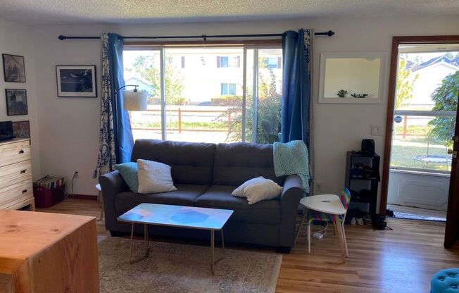 1 bed, 1 bath, 675 sqft, $1,400