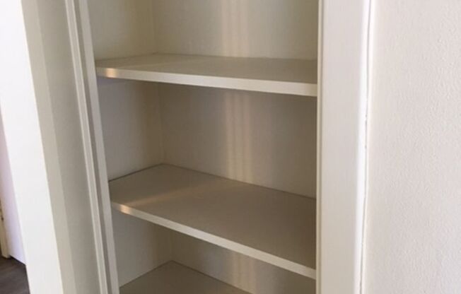 1 bed, 1 bath, 548 sqft, $1,319, Unit 101 1050