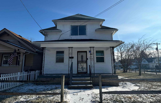 3104 FRANKLIN AVE