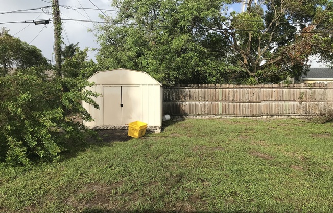 Single Family Home in Mangonia Park w/ Large fenced in yard