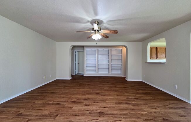 Cibolo Valley Range ~ Single Story 4 Bedroom on Corner Lot