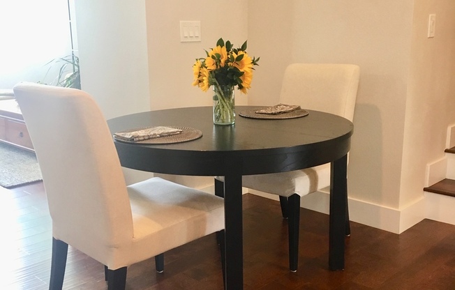 Luxury in Old Town Lafayette for Lease! MUST SEE!