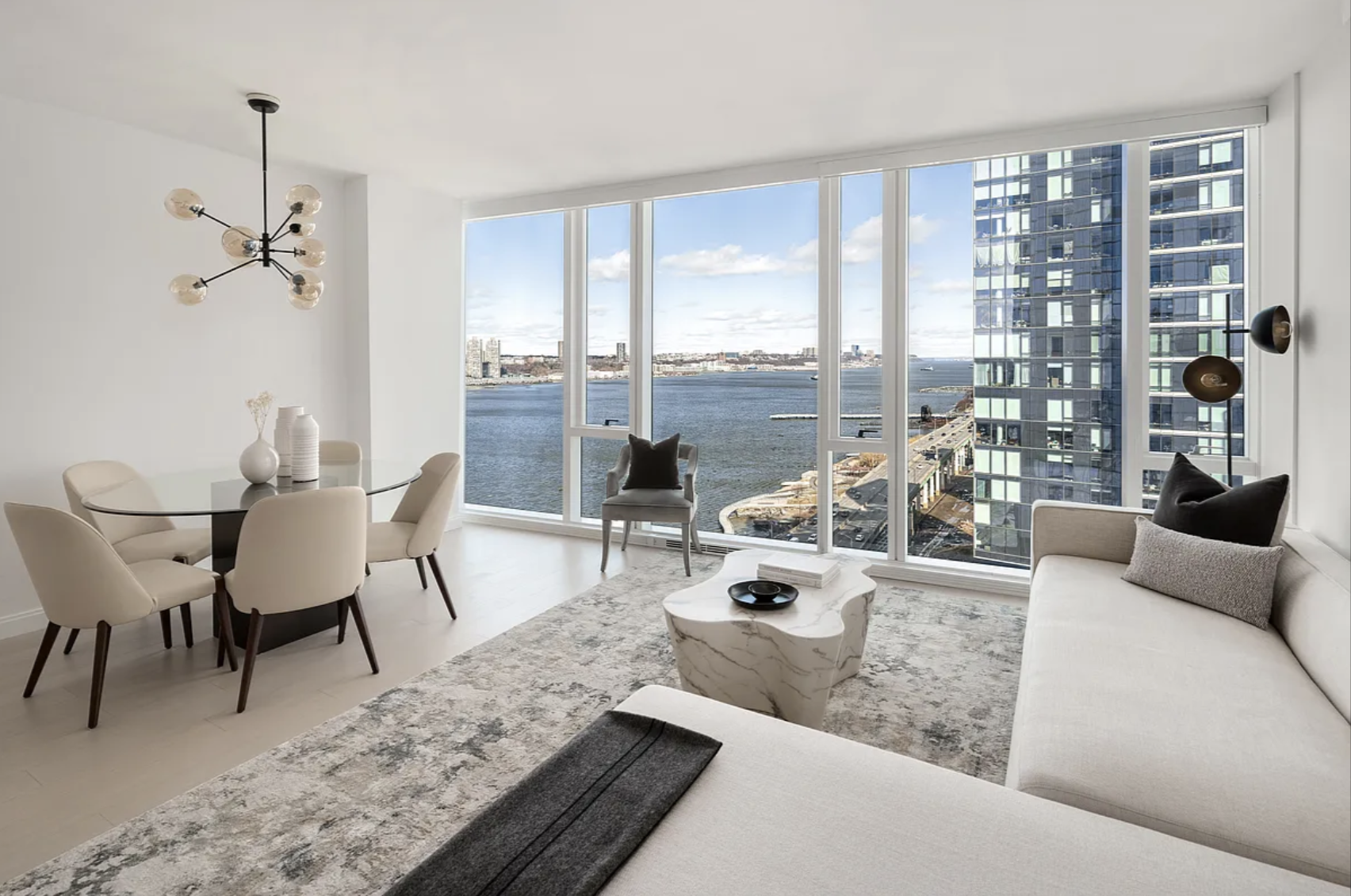 10 RIVERSIDE BLVD