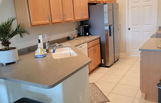 Annual Turnkey furnished 3/2 1/2 townhome at San Michele at University Commons