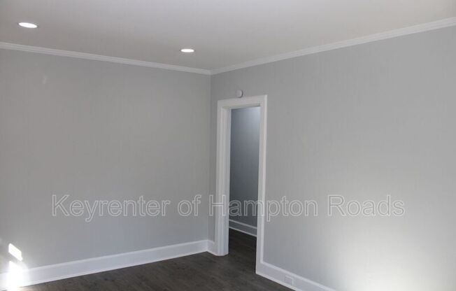 4809 COLONIAL AVE