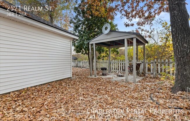 2571 REALM ST