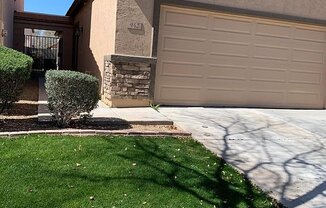 942 S BALBOA DR
