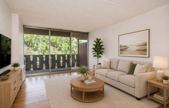 1 bed, 1 bath, 606 sqft, $2,250, Unit 222