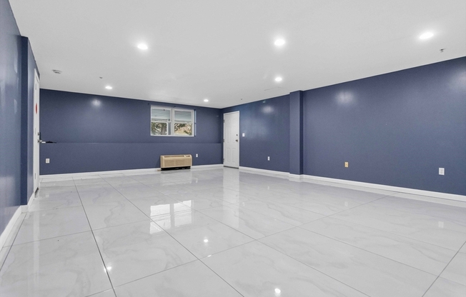 2 beds, 2 baths, 1,629 sqft, $3,000, Unit 116