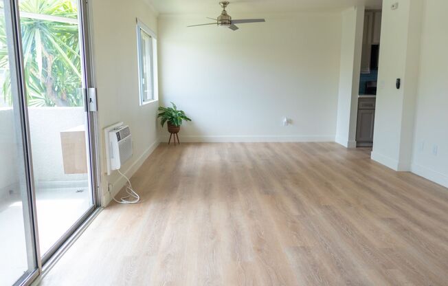 1 bed, 1 bath, 800 sqft, $2,195, Unit #55