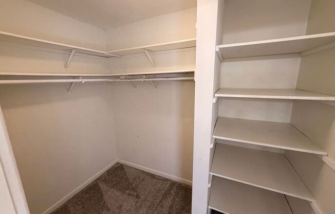 3 beds, 3 baths, 1,450 sqft, $1,620, Unit 1501-13