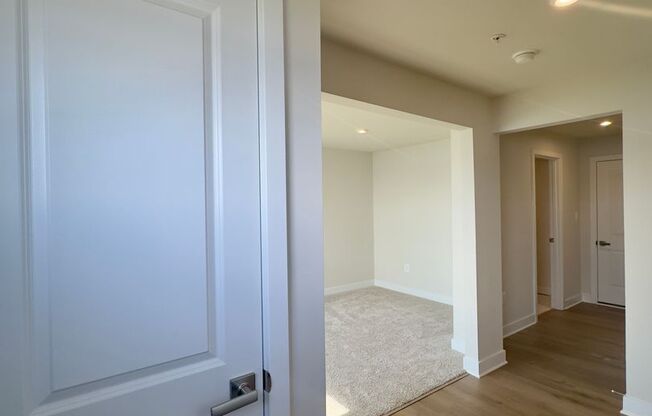 Brand-New 3BD/4BA Townhome Fronting Baltimore Inner Harbor!