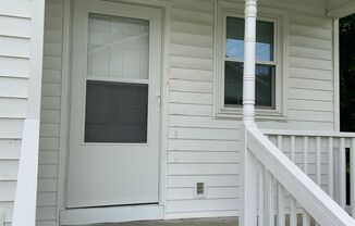 2 Bedroom 1 bath Apt
