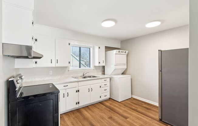 1 bed, 1 bath, 599 sqft, $1,060