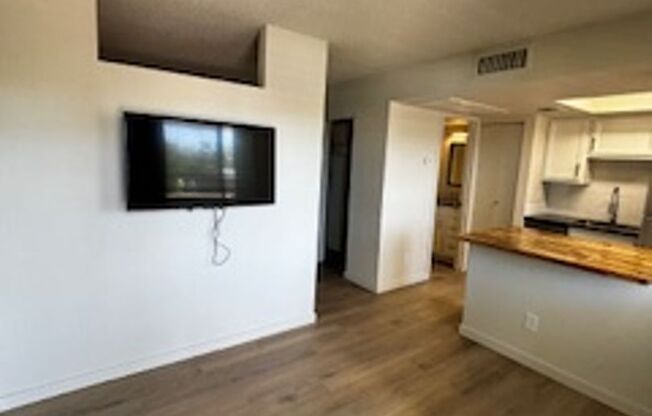 1 bed, 1 bath, 369 sqft, $887, Unit 3114