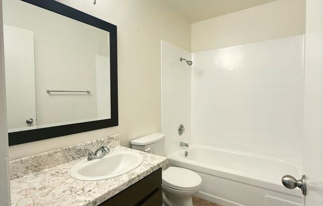 2 beds, 1.5 baths, 900 sqft, $1,500, Unit C 161