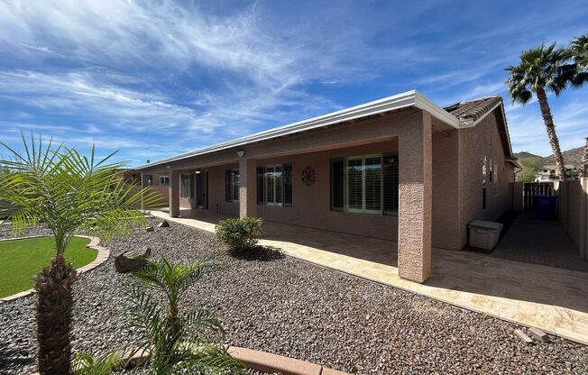 3 beds, 2.5 baths, 2,602 sqft, $2,799