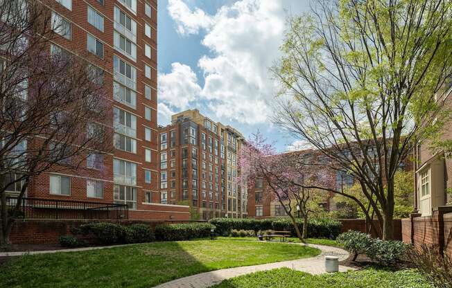 the preserve at citycenter apartments courtyard and apartment buildings