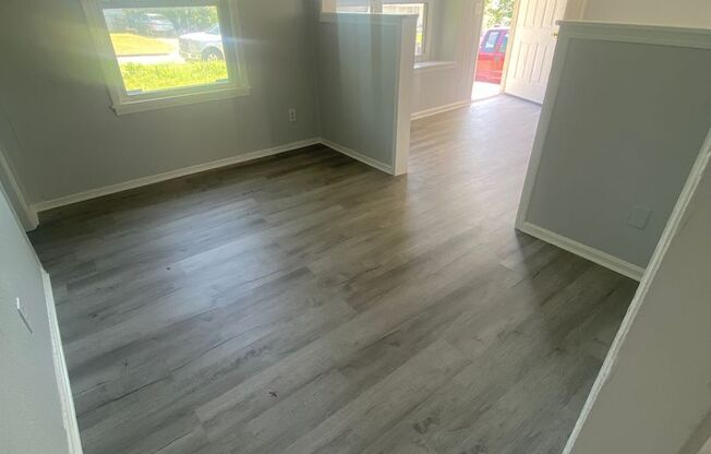 2 Bedroom 1 Bath w/ Office