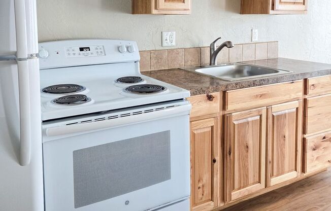 1 bed, 1 bath, 640 sqft, $1,050, Unit 19