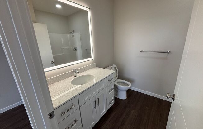 2 beds, 2 baths, 915 sqft, $1,845, Unit 401 - B1182 Corner Unit