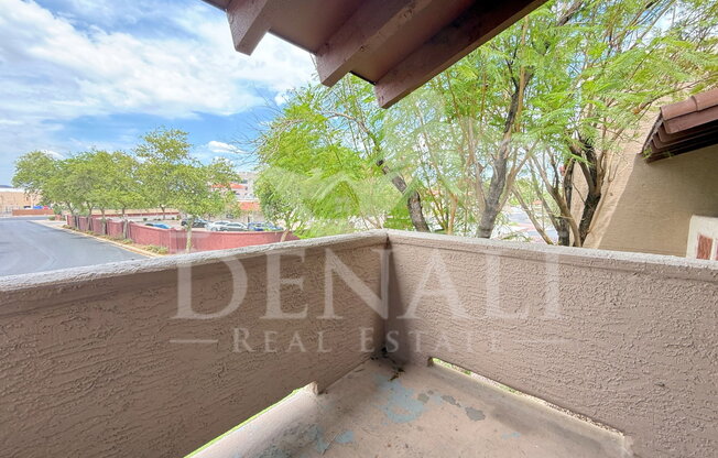 2 beds, 1.5 baths, 827 sqft, $1,295, Unit 2003