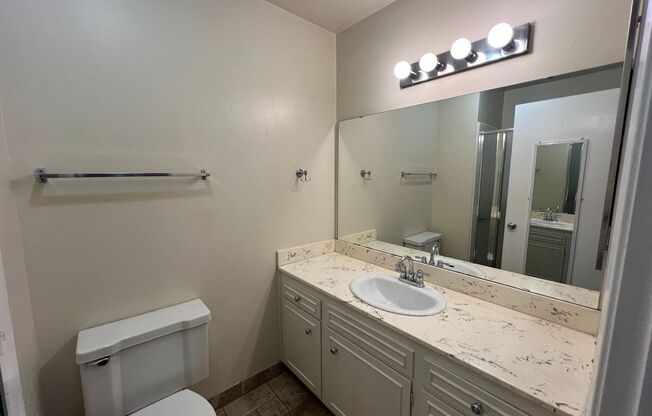 2 beds, 2 baths, $1,850, Unit # 29