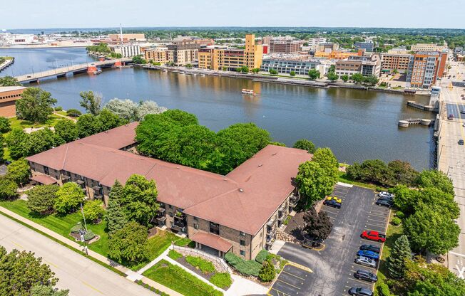 1 bed, 1 bath, 650 sqft, $1,099, Unit 210