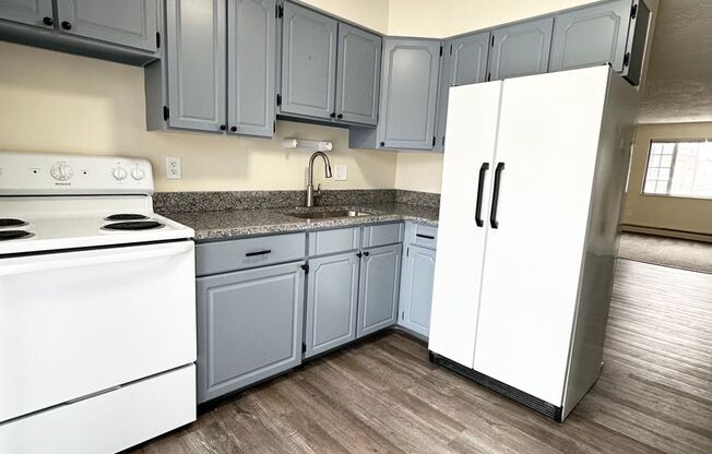 2 Bedroom and 1.5 Bathroom Apartment in Beaver, PA. Apply now!!