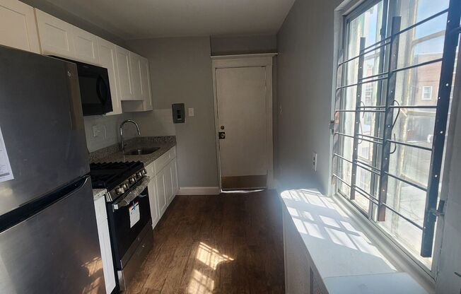 1 bed, 1 bath, $1,150