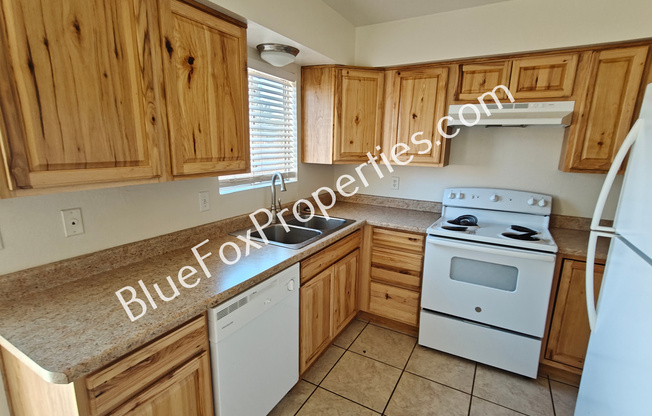 4120 E Bermuda Street
