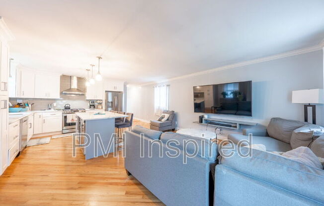 446 MONMOUTH AVE